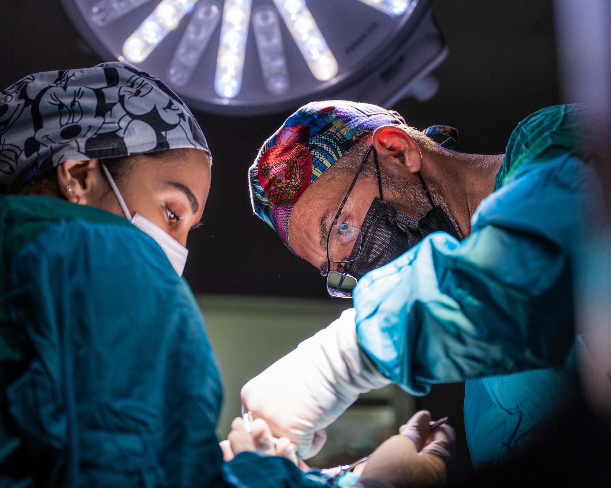 BeeMed, the Global Knowledge-Sharing Platform for Surgeons