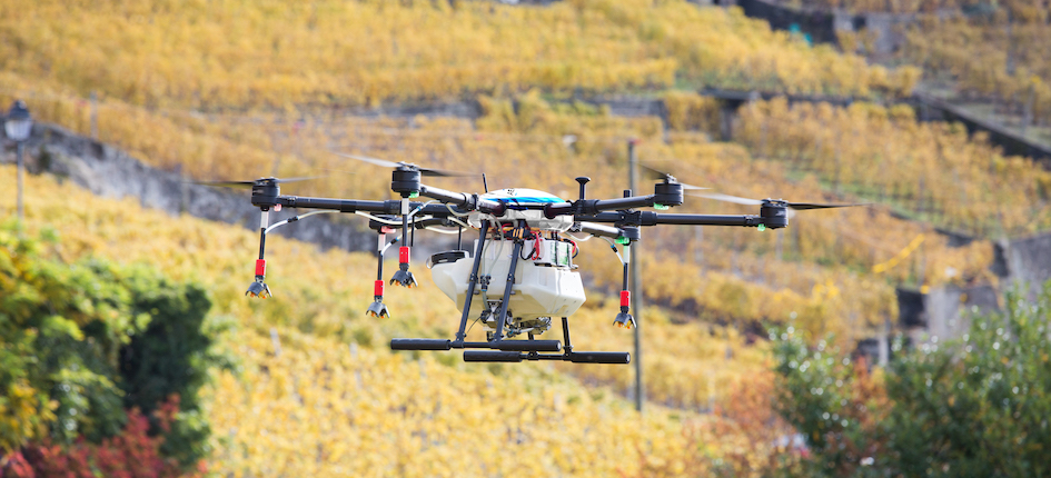 Creation of Route Mapping and Drone Piloting Software Made in Switzerland